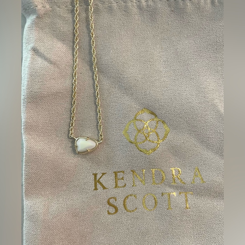 Kendra Scott Necklace with small white stone
